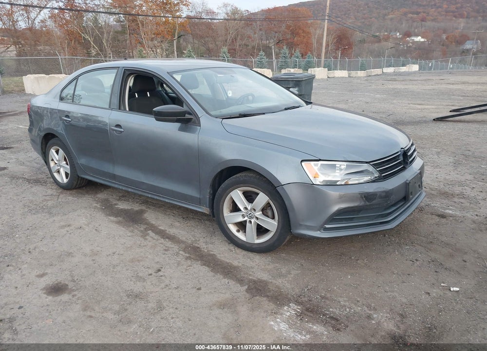 2015 VOLKSWAGEN JETTA 1.8T SE VIN: 3VWD17AJ7FM213268