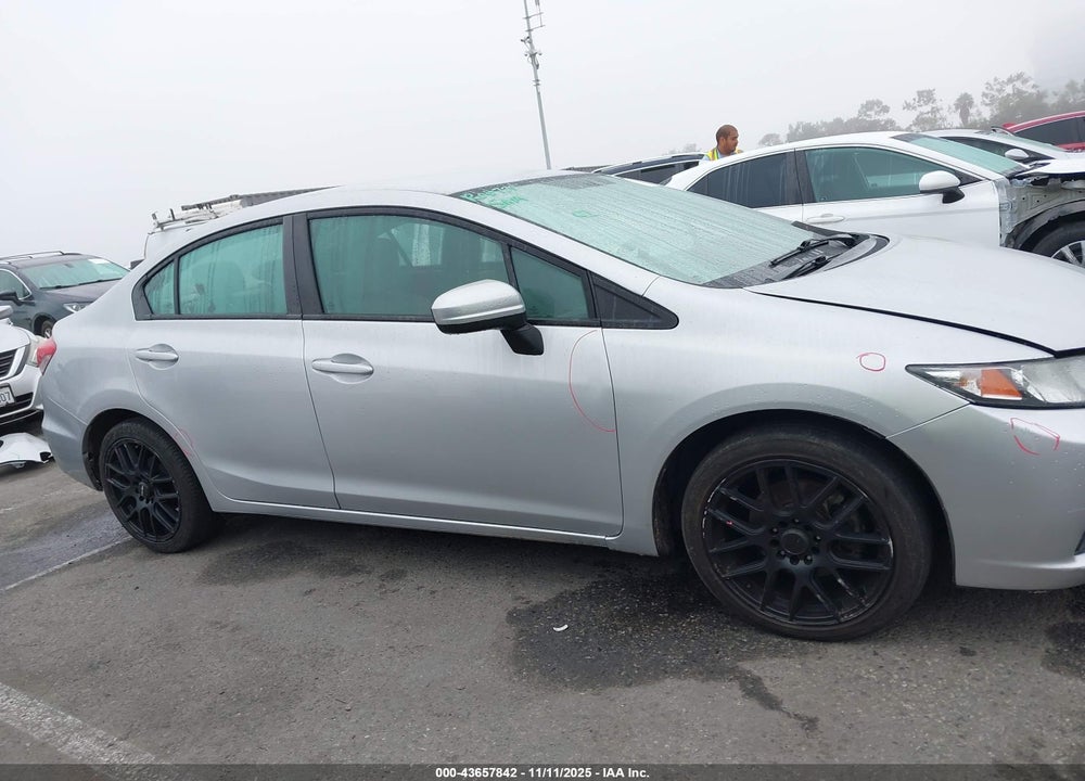 2015 HONDA CIVIC LX VIN: 2HGFB2F57FH551115
