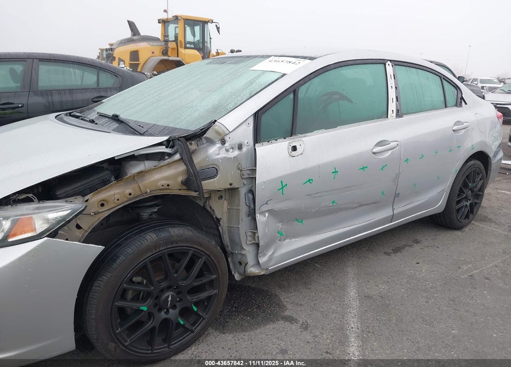 2015 HONDA CIVIC LX VIN: 2HGFB2F57FH551115