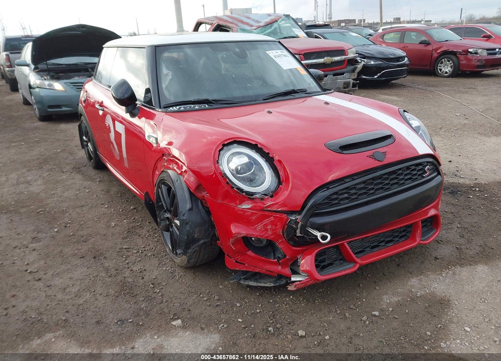 2021 MINI HARDTOP COOPER S VIN: WMWXR5C03M2N86830