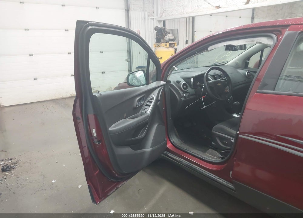 2016 CHEVROLET TRAX 1LS VIN: 3GNCJNSB5GL262087