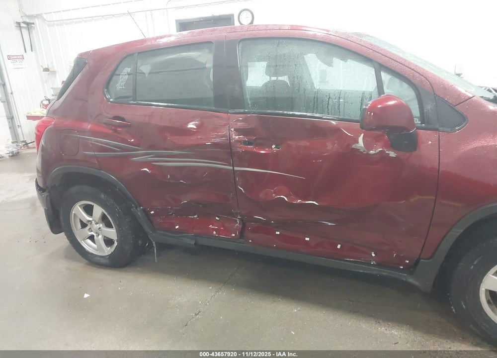 2016 CHEVROLET TRAX 1LS VIN: 3GNCJNSB5GL262087