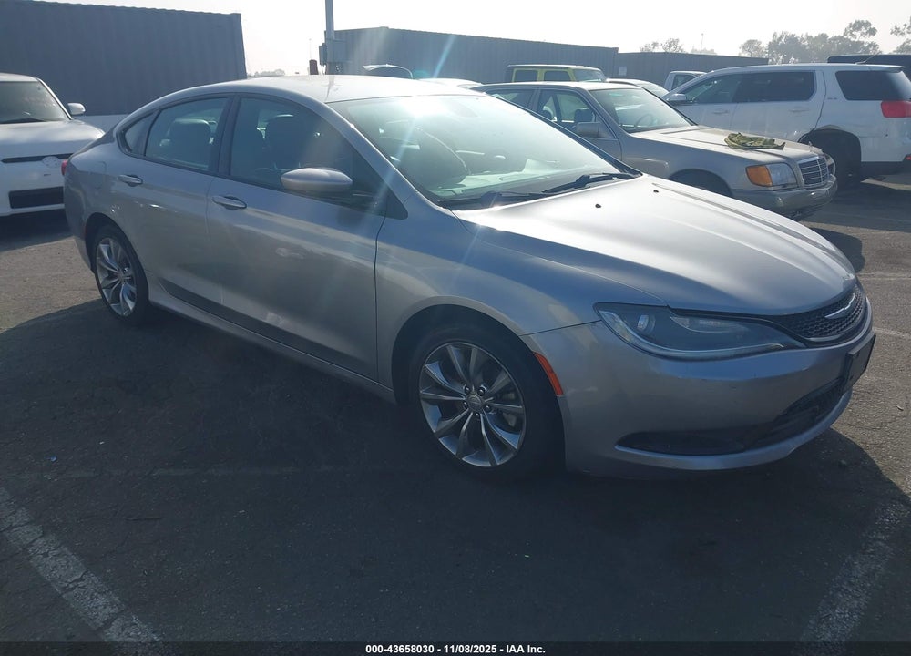 2015 CHRYSLER 200 S VIN: 1C3CCCBB2FN585491