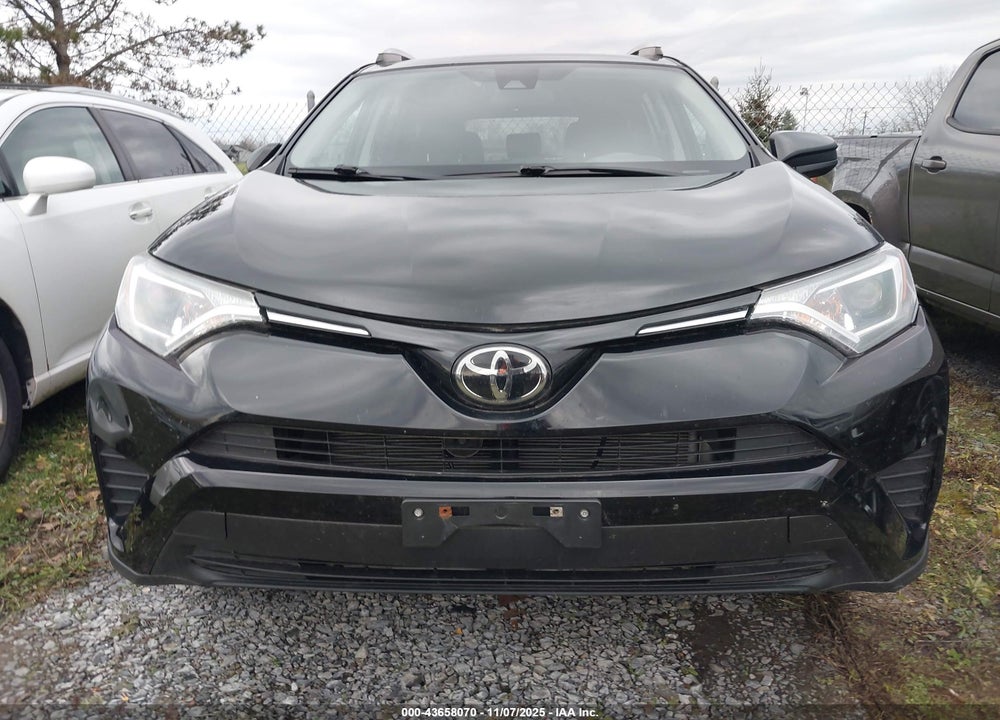 2018 TOYOTA RAV4 LE VIN: 2T3BFREV1JW759074