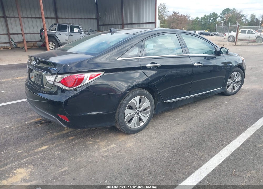 2013 HYUNDAI SONATA HYBRID LIMITED VIN: KMHEC4A47DA067177