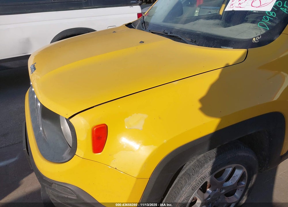 2016 JEEP RENEGADE LATITUDE VIN: ZACCJABTXGPD91878
