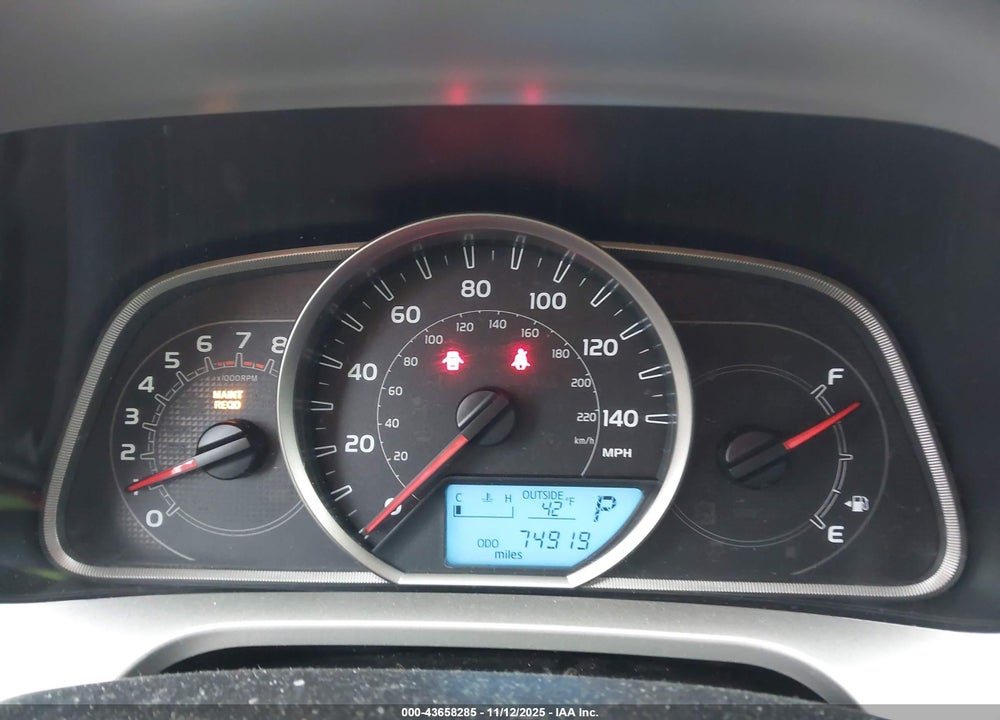 2015 TOYOTA RAV4 XLE VIN: JTMRFREV5FD131778