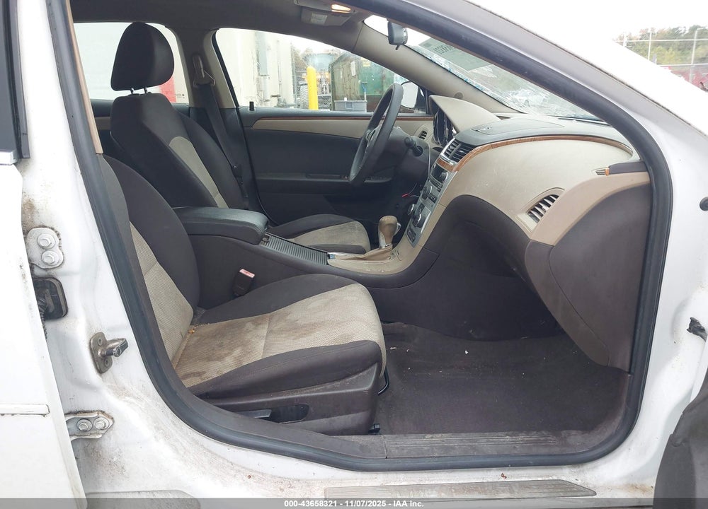 2011 CHEVROLET MALIBU VIN: 1G1ZC5E13BF279790