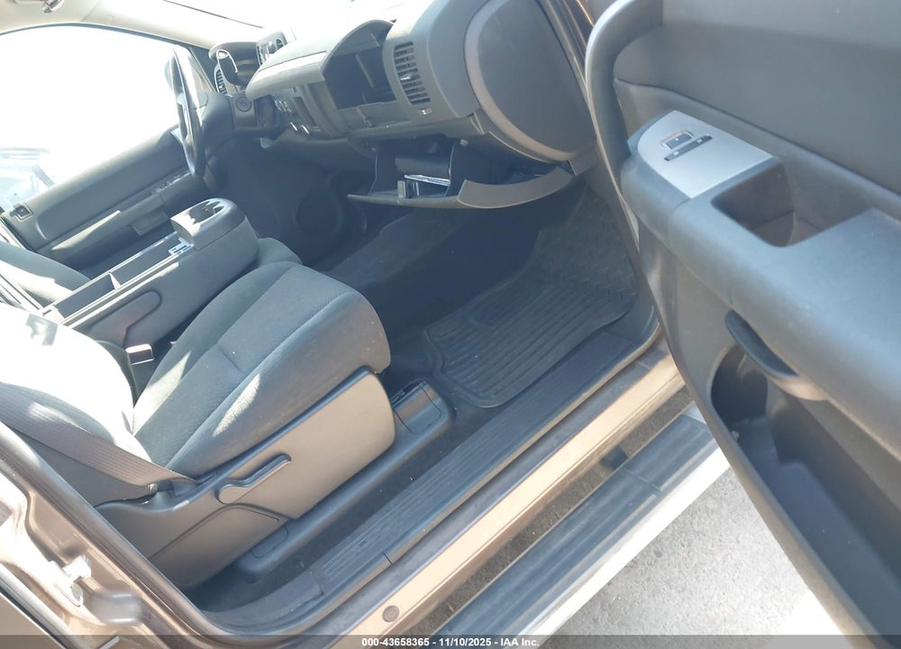 2008 CHEVROLET SILVERADO 1500 LT1 VIN: 2GCEC13J881144371
