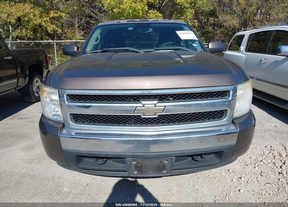 2008 CHEVROLET SILVERADO 1500 LT1 VIN: 2GCEC13J881144371