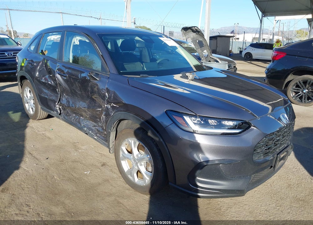 2024 HONDA HR-V 2WD LX VIN: 3CZRZ1H34RM745811