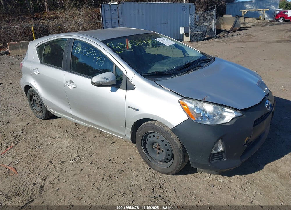 2013 TOYOTA PRIUS C TWO VIN: JTDKDTB38D1539911