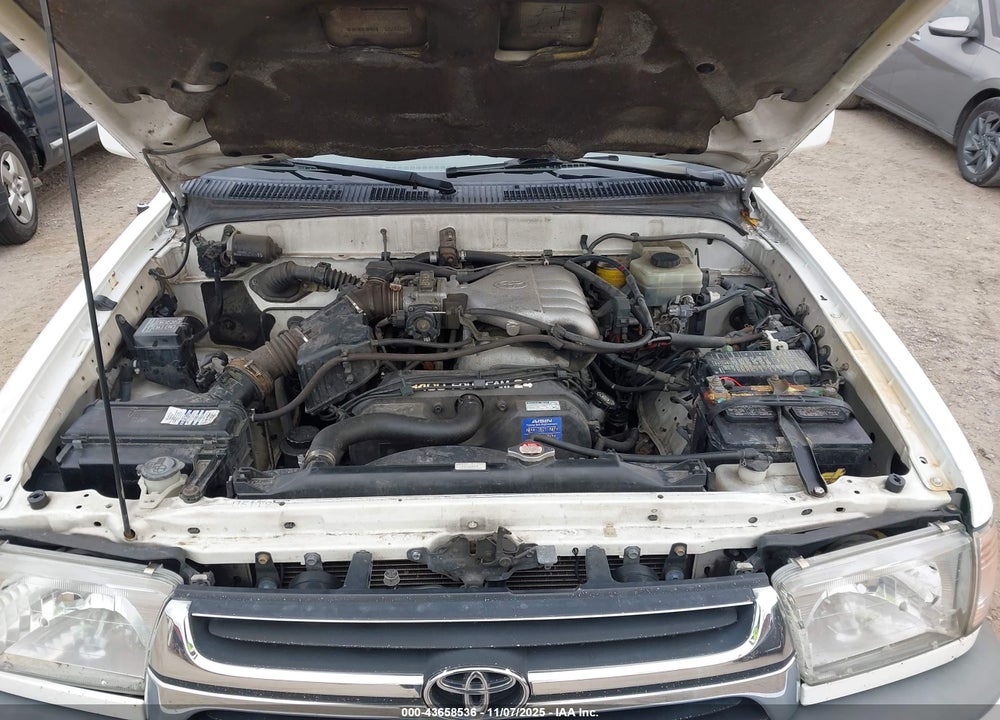 2002 TOYOTA 4RUNNER SR5 V6 VIN: JT3GN86R920256133