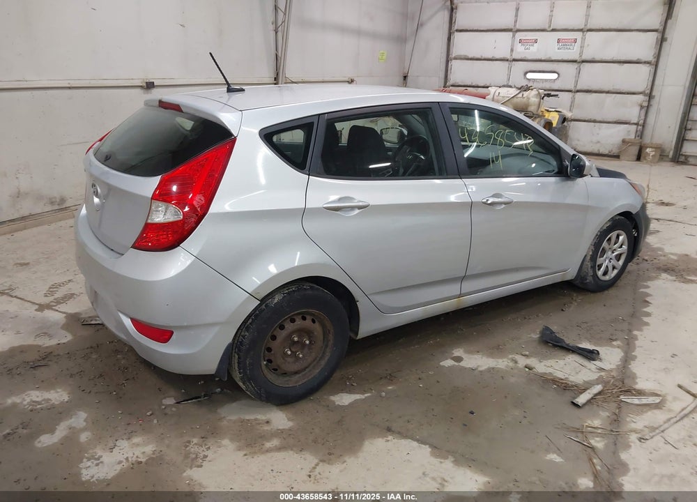 2014 HYUNDAI ACCENT GS VIN: KMHCT5AE1EU172920