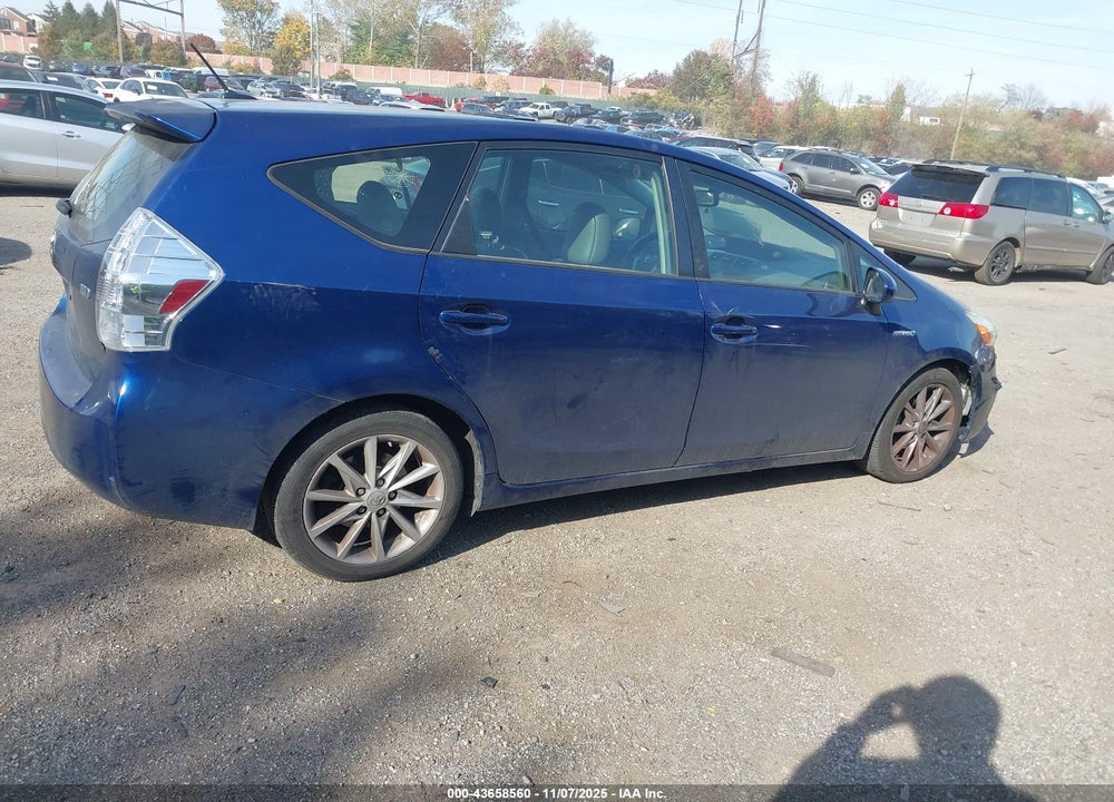2014 TOYOTA PRIUS V FIVE VIN: JTDZN3EU9EJ005298