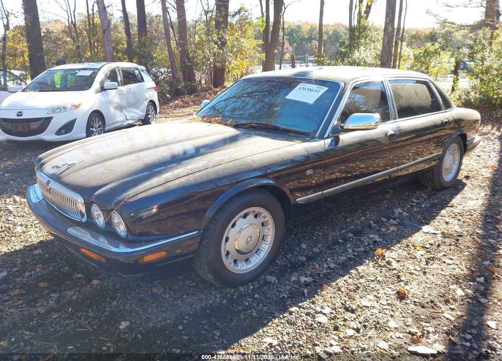 1998 JAGUAR XJ8 VANDEN PLAS VIN: SAJKX6248WC842326