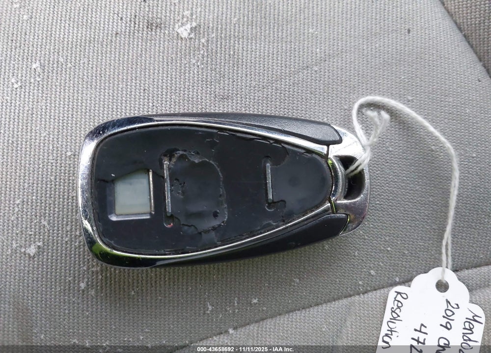 2019 CHEVROLET EQUINOX LS VIN: 3GNAXHEV8KS504723