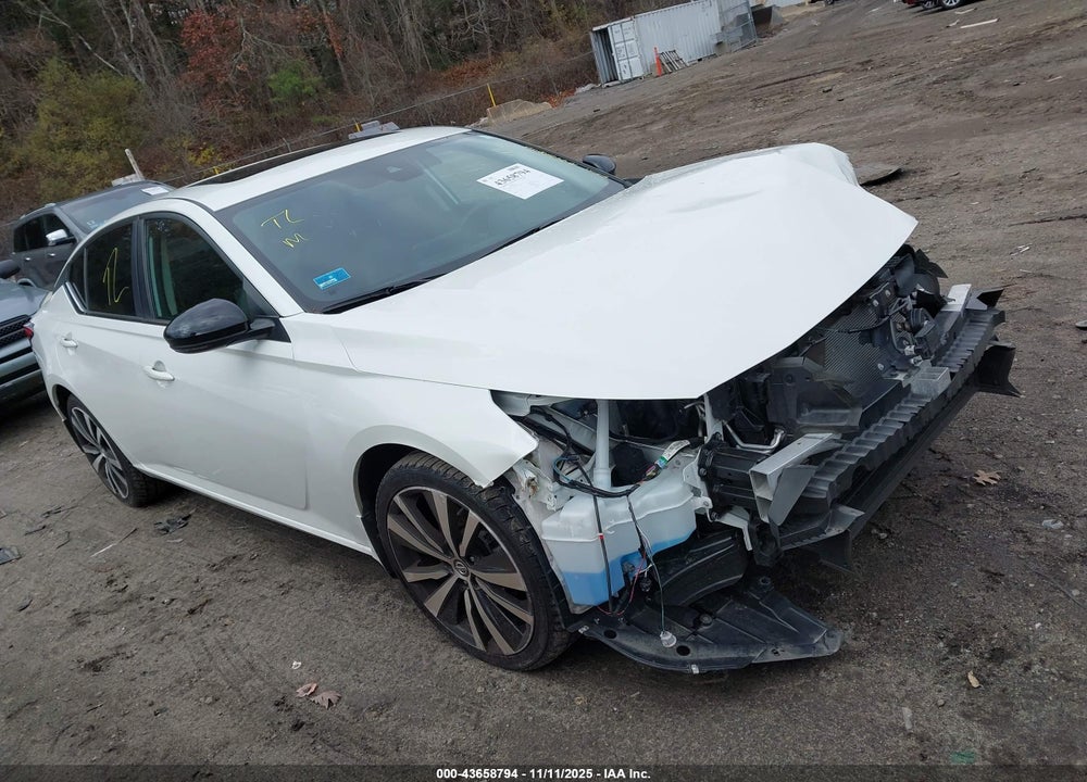2021 NISSAN ALTIMA SR INTELLIGENT AWD VIN: 1N4BL4CW3MN420583