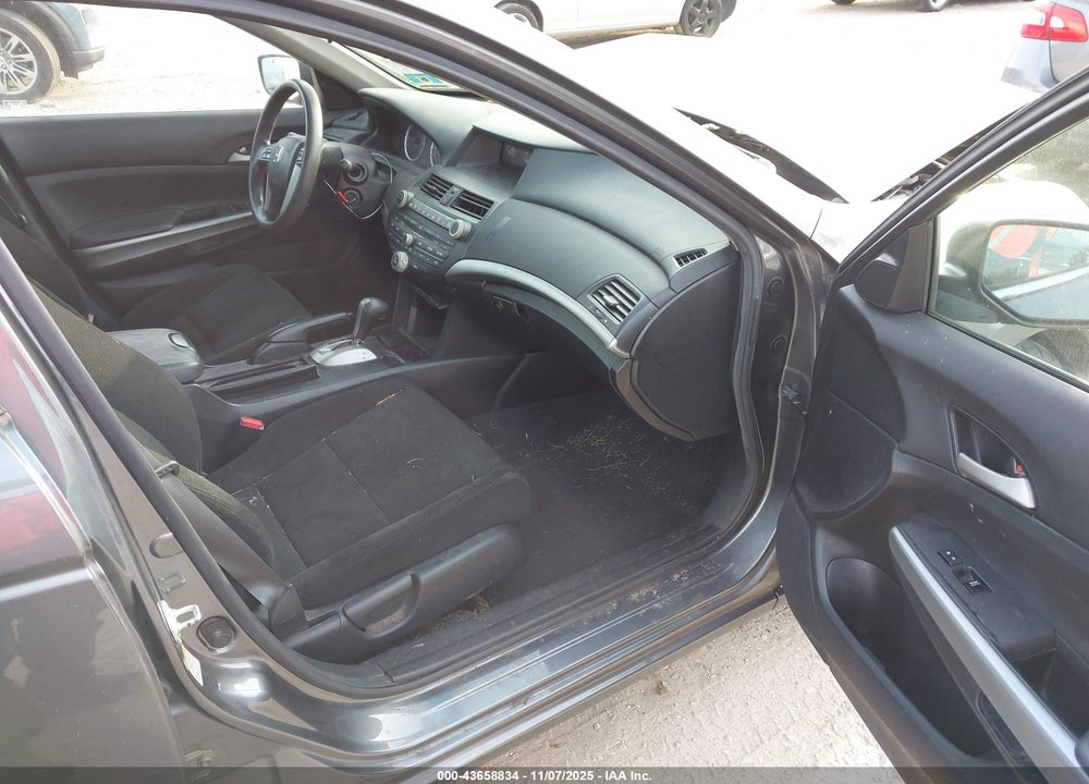 2010 HONDA ACCORD 2.4 EX VIN: 1HGCP2F70AA099263