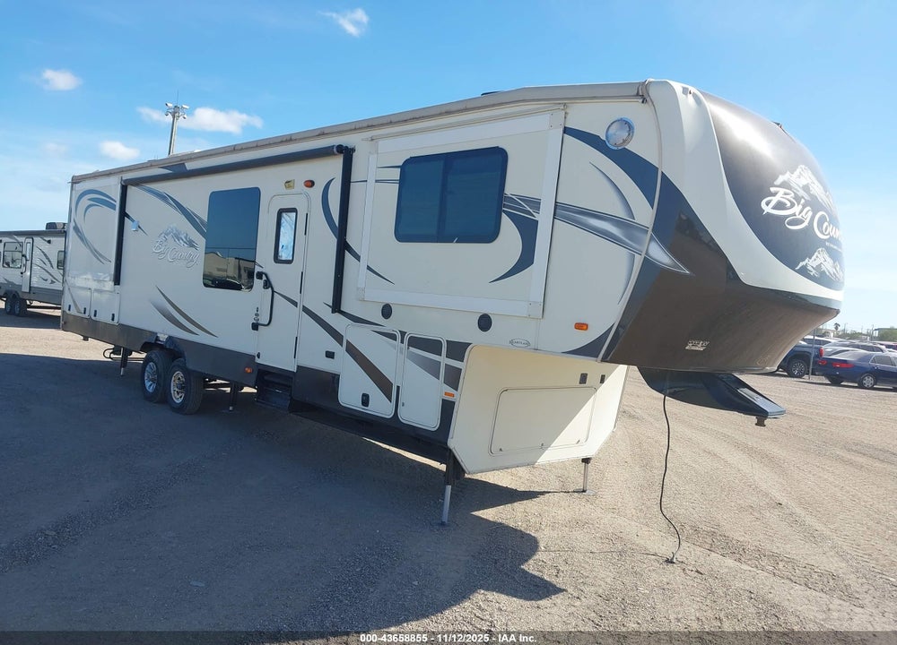 2015 HEARTLAND BIGHORN VIN: 5SFBG4027FE289626