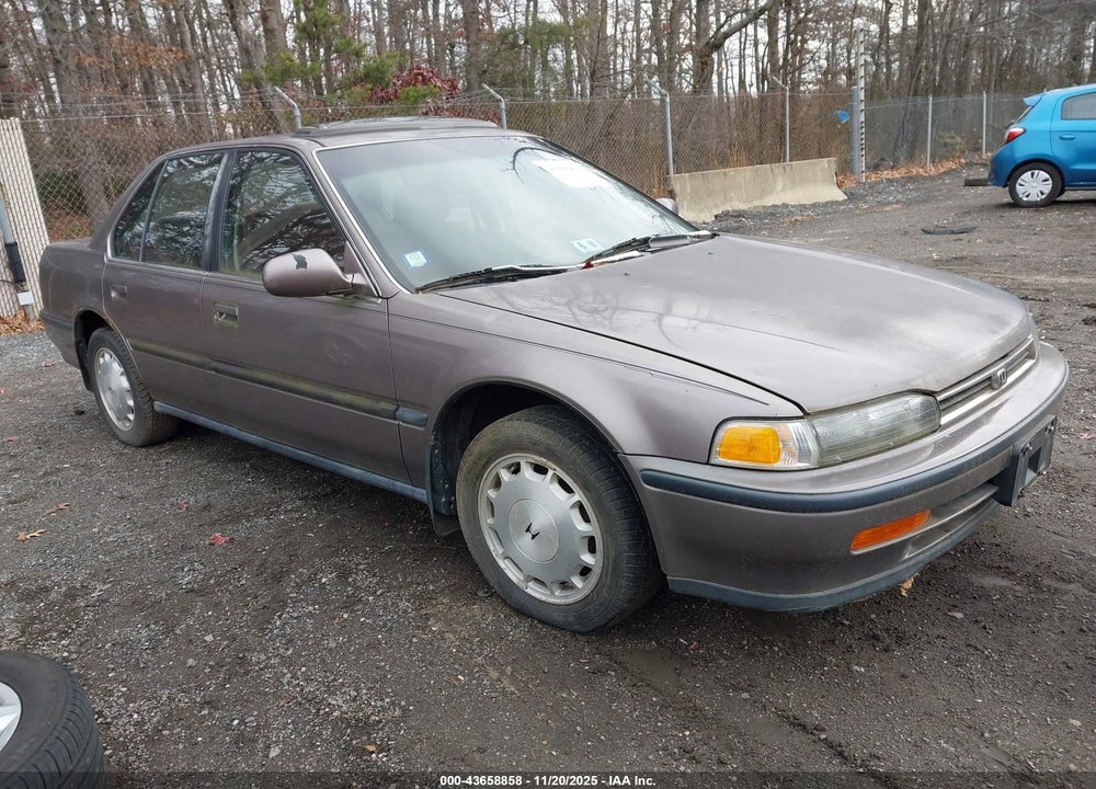 1992 HONDA ACCORD EX VIN: 1HGCB7675NA230480