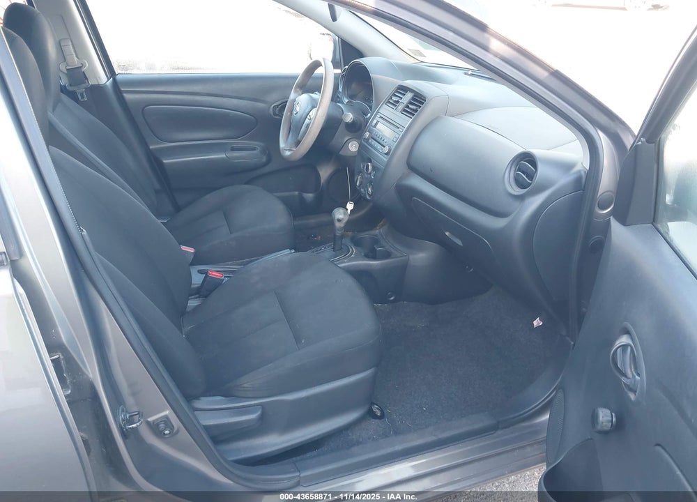 2016 NISSAN VERSA 1.6 S+ VIN: 3N1CN7AP1GL880192