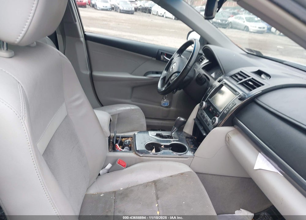 2014 TOYOTA CAMRY HYBRID XLE VIN: 4T1BD1FK2EU127789