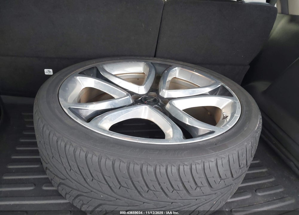 2011 FORD EDGE SPORT VIN: 2FMDK3AK7BBA80049
