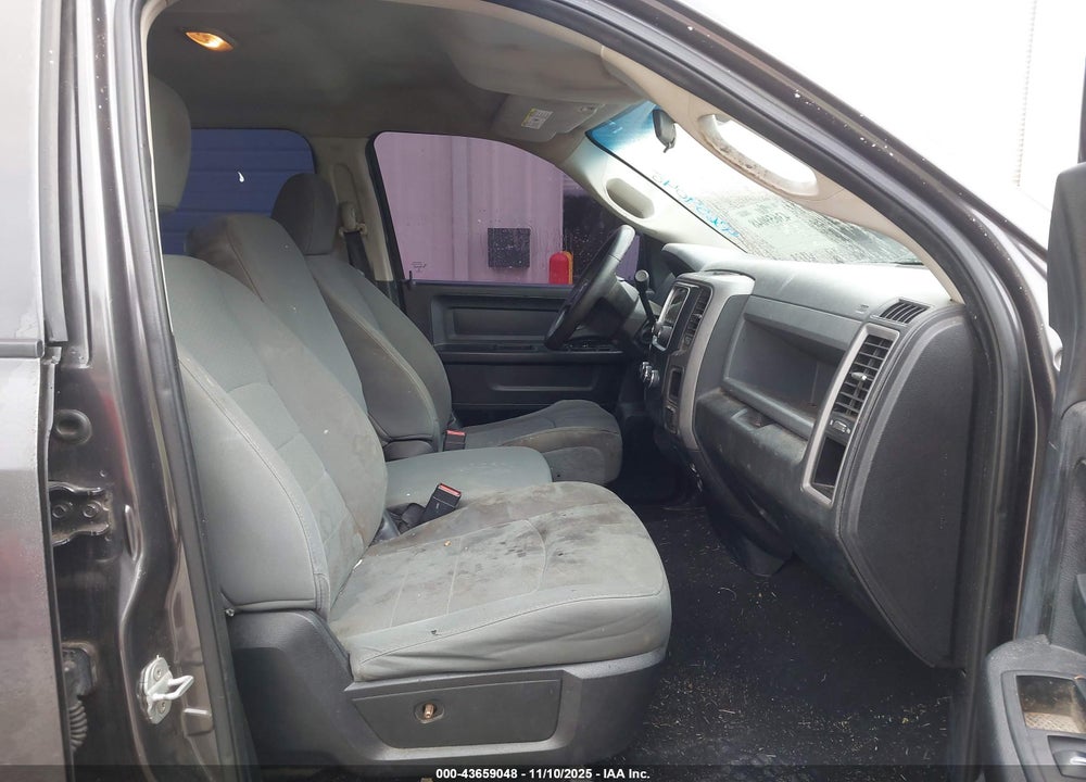 2014 RAM 1500 EXPRESS VIN: 1C6RR6FT4ES198523