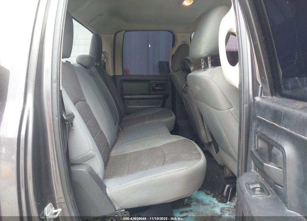 2014 RAM 1500 EXPRESS VIN: 1C6RR6FT4ES198523