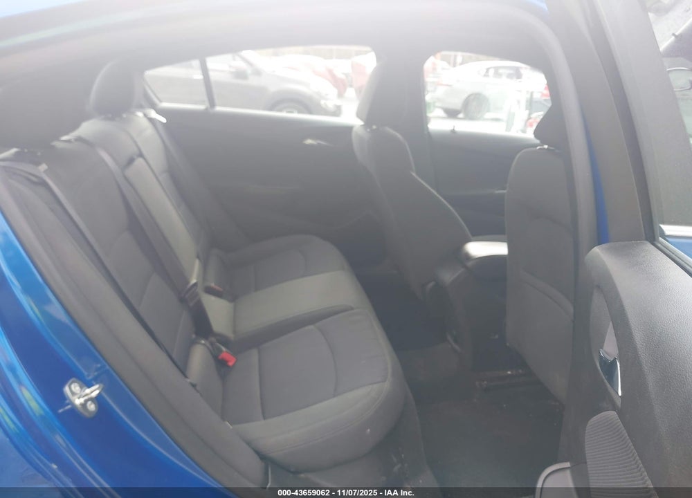 2017 CHEVROLET CRUZE LT AUTO VIN: 1G1BE5SM4H7187634