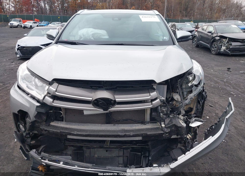 2019 TOYOTA HIGHLANDER VIN: 5TDJZRFH9KS623502