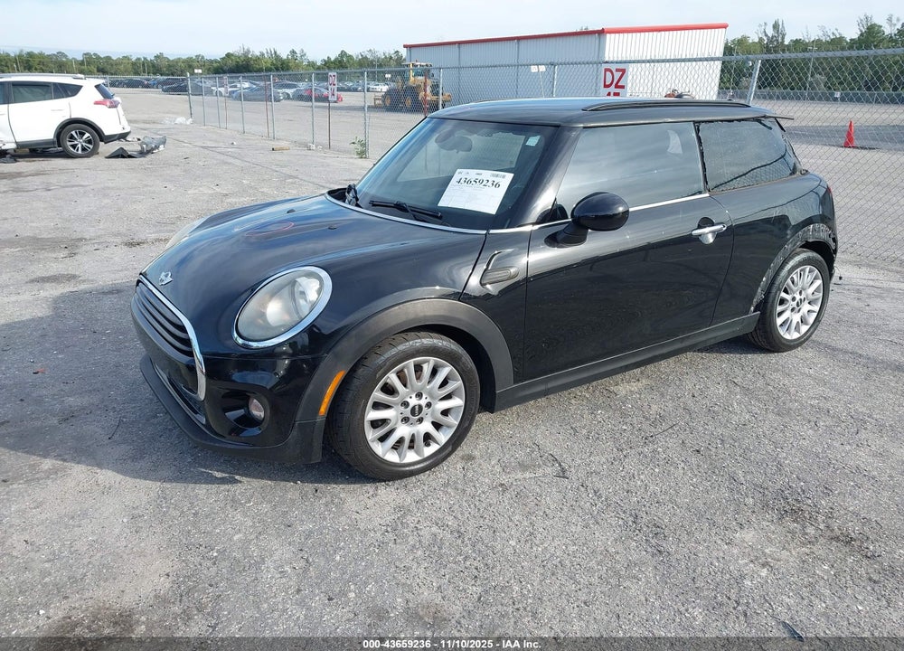 2016 MINI HARDTOP COOPER VIN: WMWXP5C58G2D14749