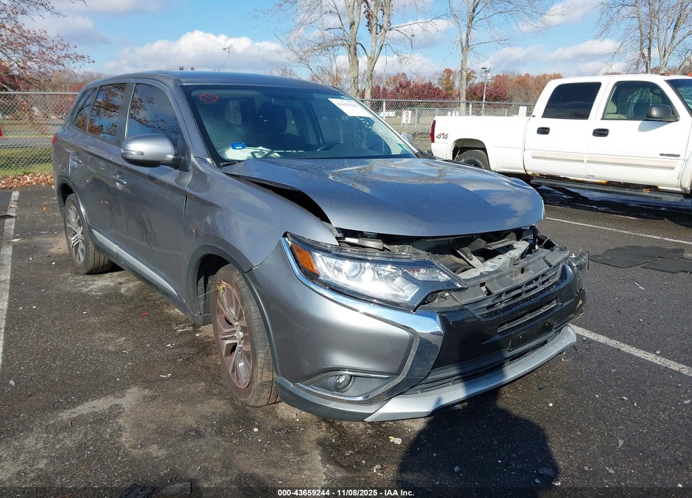 2018 MITSUBISHI OUTLANDER SE VIN: JA4AD3A35JZ016575