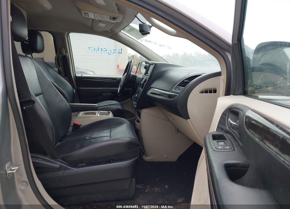 2013 CHRYSLER TOWN & COUNTRY TOURING VIN: 2C4RC1BG8DR705784