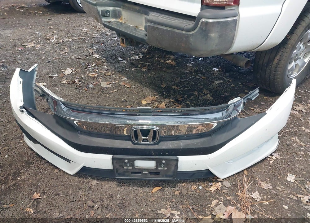 2018 HONDA CIVIC EX-L VIN: JHMFC1F70JX012460