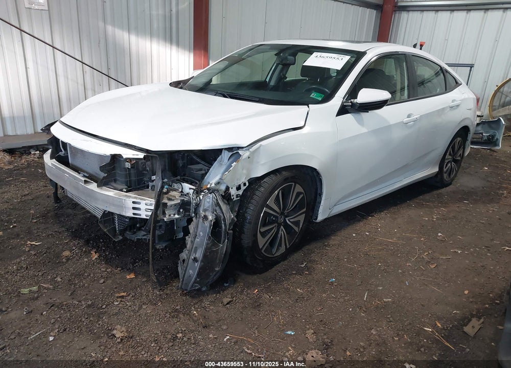 2018 HONDA CIVIC EX-L VIN: JHMFC1F70JX012460