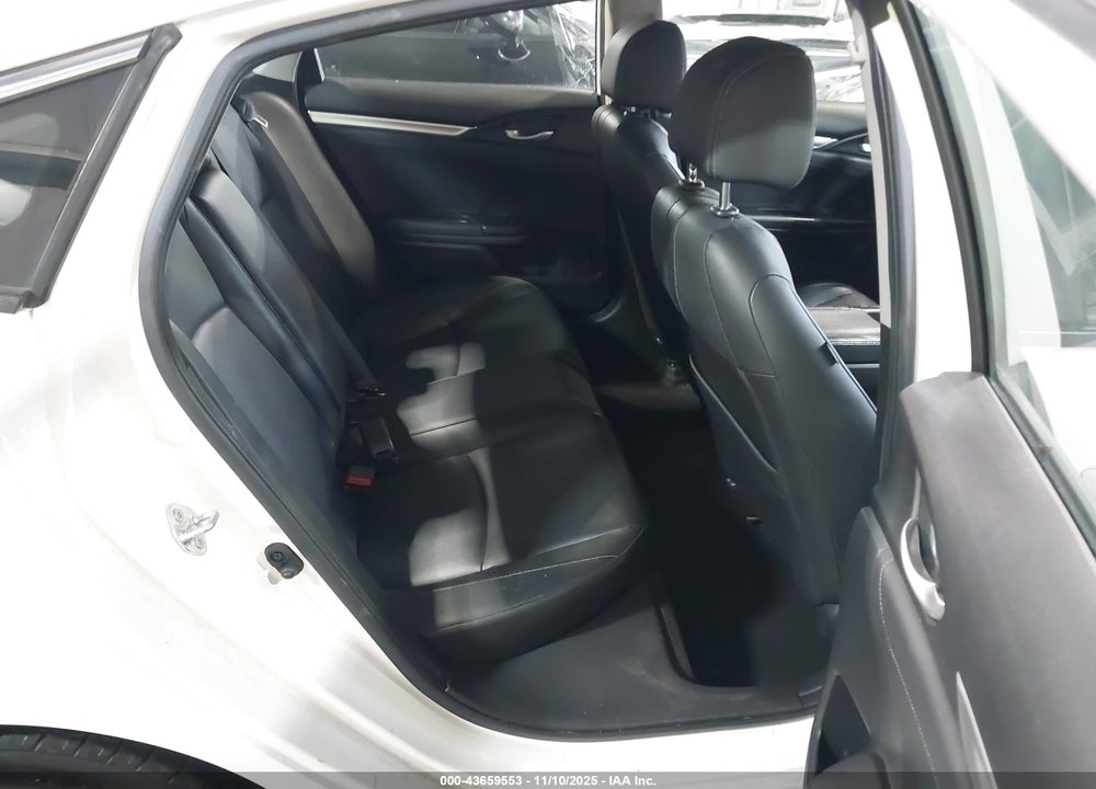 2018 HONDA CIVIC EX-L VIN: JHMFC1F70JX012460