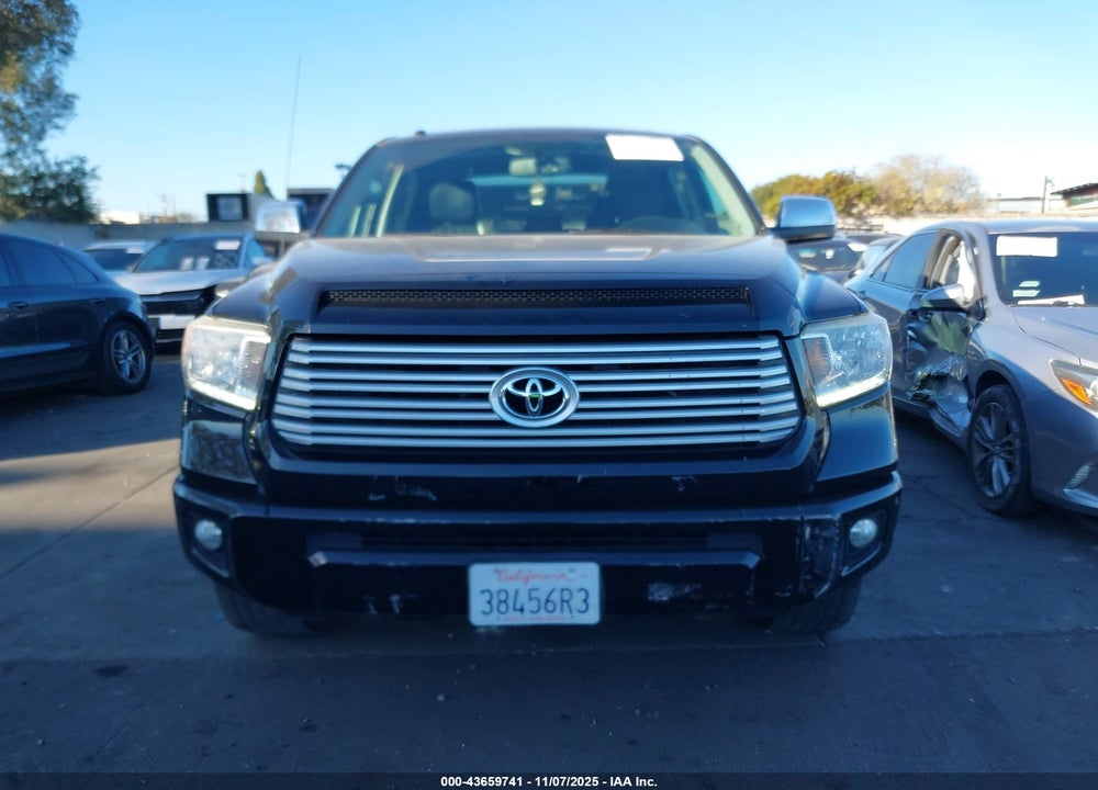 2016 TOYOTA TUNDRA PLATINUM 5.7L V8 VIN: 5TFAY5F18GX561185