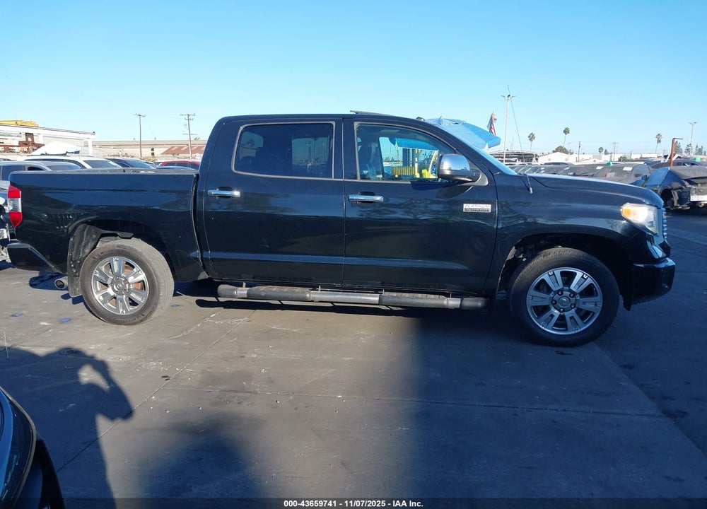 2016 TOYOTA TUNDRA PLATINUM 5.7L V8 VIN: 5TFAY5F18GX561185