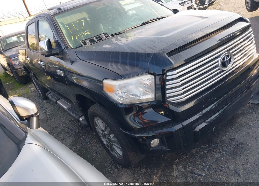 2016 TOYOTA TUNDRA PLATINUM 5.7L V8 VIN: 5TFAY5F18GX561185