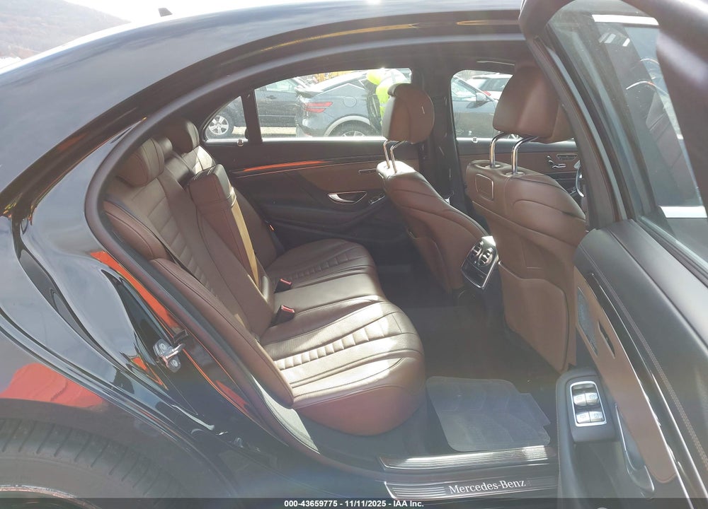 2019 MERCEDES-BENZ S 560 4MATIC VIN: WDDUG8GB0KA466162