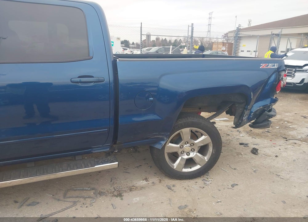 2016 CHEVROLET SILVERADO 1500 1LT/2LT VIN: 3GCUKRECXGG157821