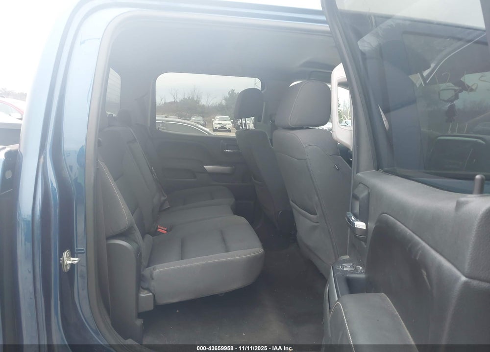 2016 CHEVROLET SILVERADO 1500 1LT/2LT VIN: 3GCUKRECXGG157821