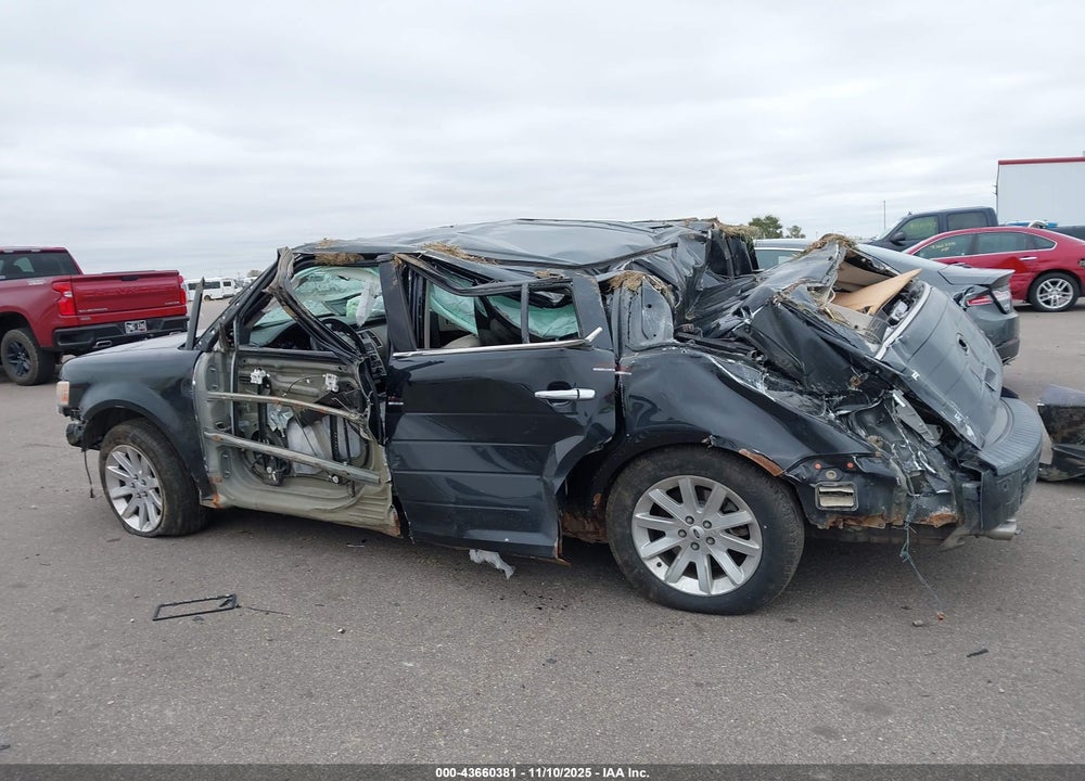 2011 FORD FLEX SEL VIN: 2FMHK6CC4BBD14477