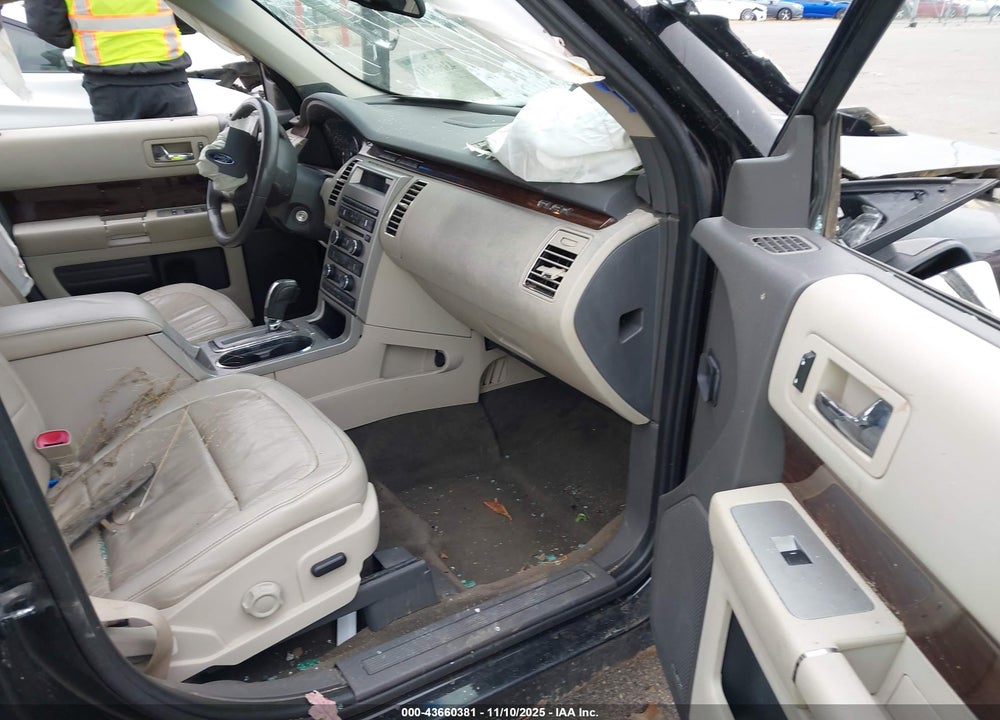 2011 FORD FLEX SEL VIN: 2FMHK6CC4BBD14477
