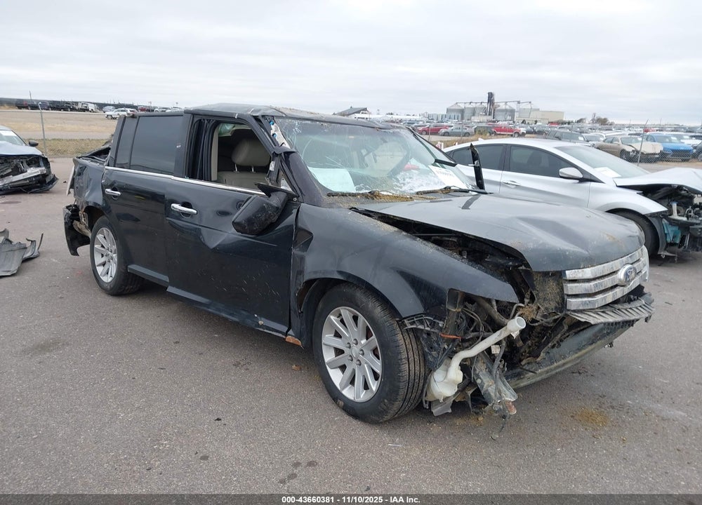 2011 FORD FLEX SEL VIN: 2FMHK6CC4BBD14477