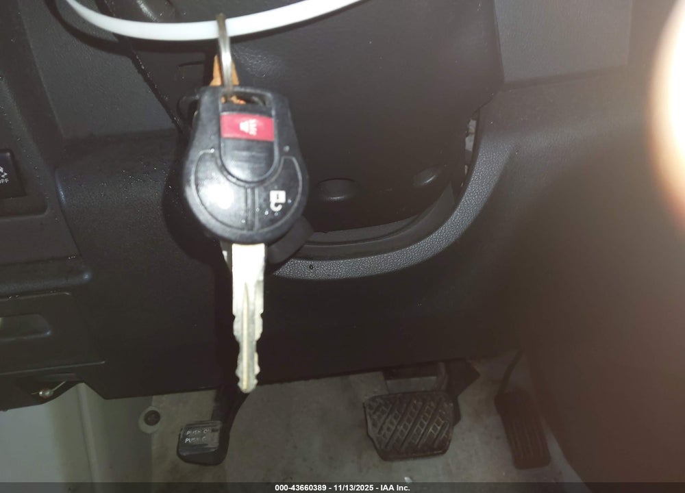 2015 NISSAN ROGUE SELECT S VIN: JN8AS5MV2FW256054