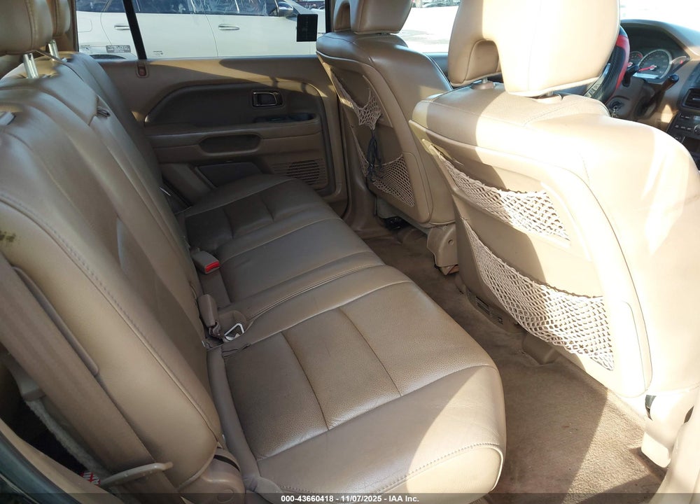 2007 HONDA PILOT EX-L VIN: 5FNYF28527B045059