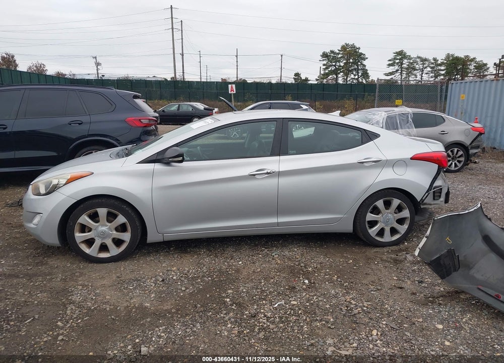 2013 HYUNDAI ELANTRA VIN: KMHDH4AE7DU722006